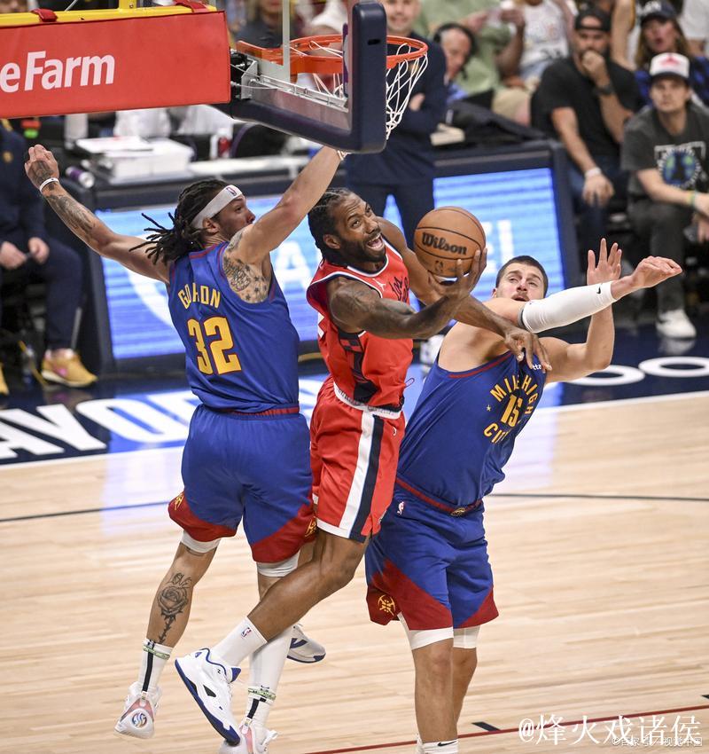 雷霆强势击败卫冕冠军豪取15连胜 鹈鹕轻松战胜奇才 雷霆强势击败卫冕冠军豪取15连胜 鹈鹕轻松战胜奇才